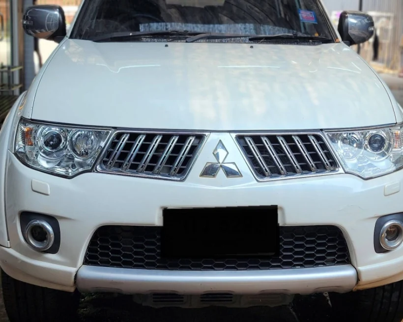 หลังขัดไฟหน้ารถ Mitsubishi Pajero Sport ใสเหมือนใหม่ HyperLab ขอนแก่น